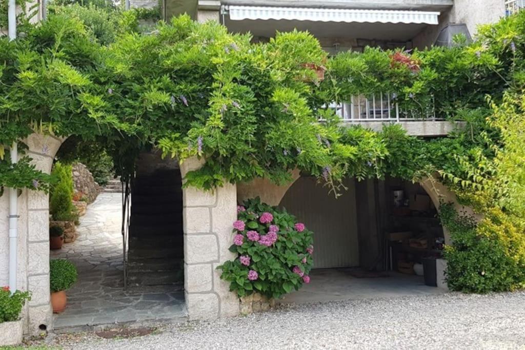 Gite Olivier Vals-les-Bains Extérieur photo